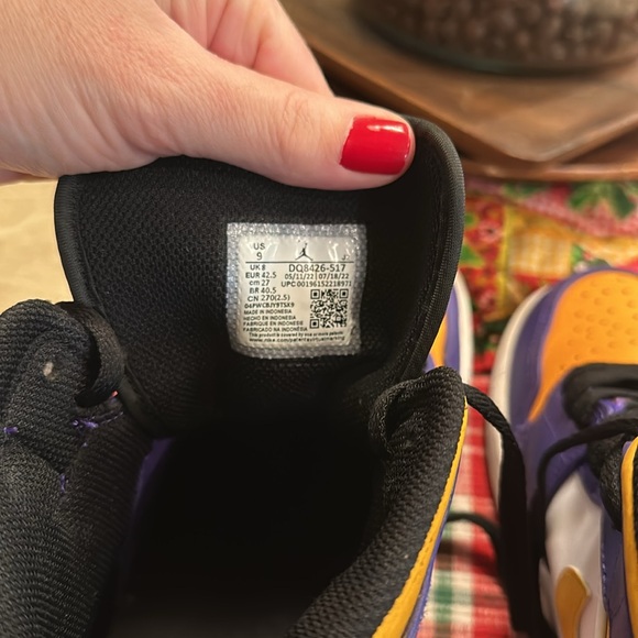 Nike Air Jordan Mid “Lakers” - Picture 5 of 7